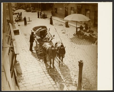 [Blick aus dem Fenster von Muchas Wohnung, nahe der Amalienstraße, München] von Alphonse Maria Mucha