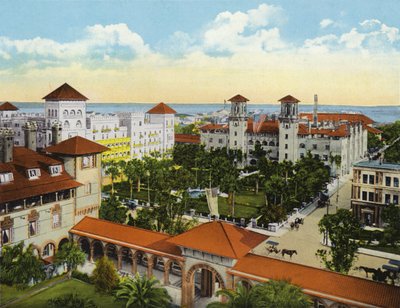 Vogelperspektive der Alcazar und Cordova Hotels vom Ponce de Leon, St. Augustine, Florida von American Photographer (after)
