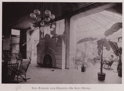 Sonnenveranda und Herd, De Soto Hotel von American Photographer (after)