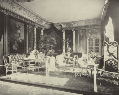 Eine Ausstellung französischer Möbel von American Photographer