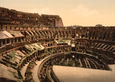 Innenraum des Kolosseums, Rom, ca. 1890-1900 von American Photographer
