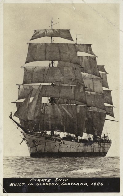 Piratenschiff, gebaut in Glasgow, Schottland, 1886 von American Photographer