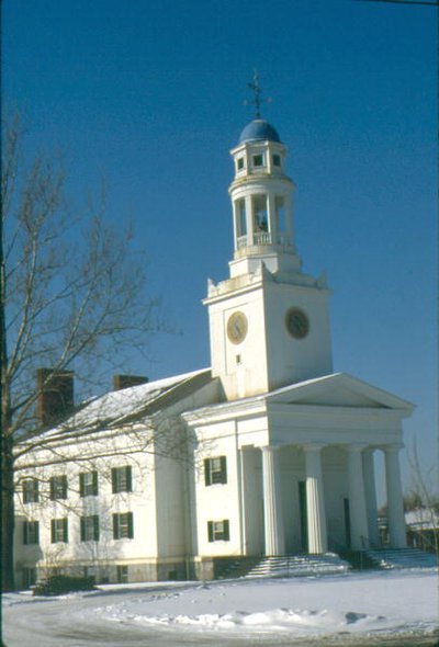 Die Erste Pfarrkirche von American School