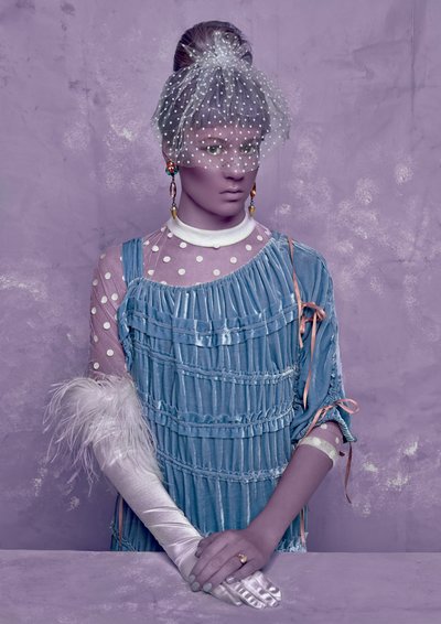 Ella_02, 2016 von Ana Carolina Tavares Mizrahi
