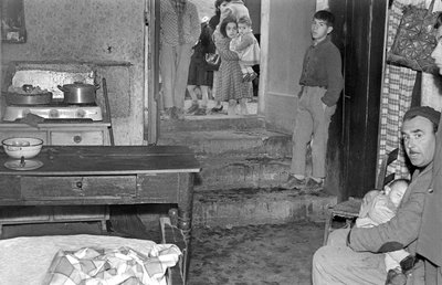 Kalabrische Familie, Europa von Ando Gilardi