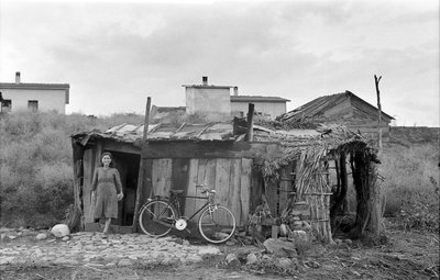 CROTONE - LANDNAHME von Ando Gilardi