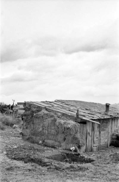 Crotone Landschaft - Hütte und Scheune von Ando Gilardi