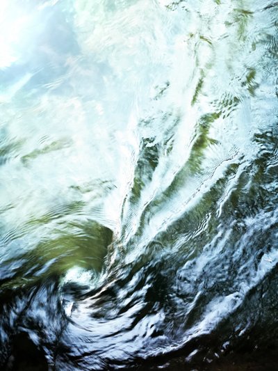 Flüssige Wasserspirale von Angelo Cerantola