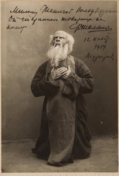 Fedor Chaliapine - Feodor Ivanovich Chaliapin (1873-1938) in der Oper Rogneda von Alexander Serov, Anonym. Fotografie, ca. 1914. Private Sammlung von Anonymous Anonymous