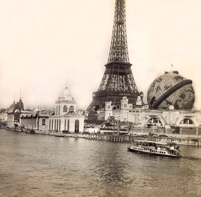 Weltausstellung 1900 in Paris: Der Himmelsglobus und der Eiffelturm von Anonymous Anonymous