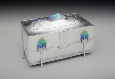 Schachtel (Modell 652 Variante) von Archibald Knox