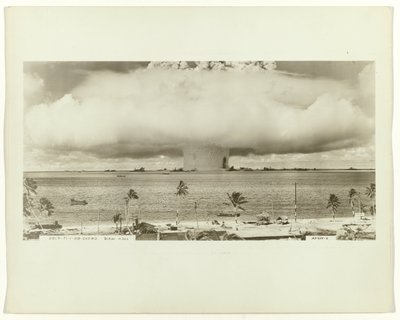 Atombombentest während der Operation Crossroads von Army Navy Task Force One