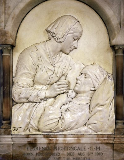 Florence Nightingale tröstet einen verwundeten Mann von Arthur George Walker