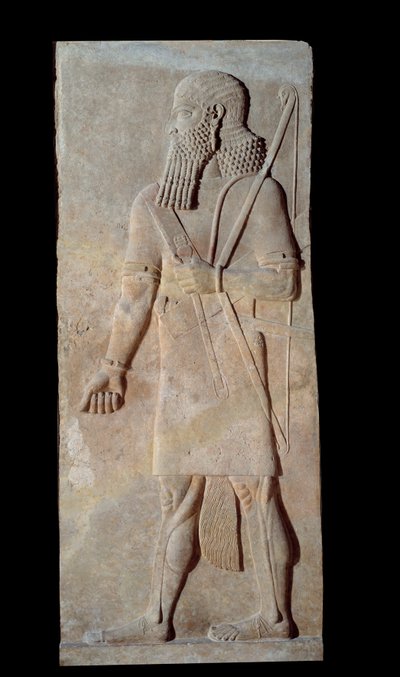 Krieger in Waffen aus dem Hof des Palastes des assyrischen Königs Sargon II (721 - 705 v. Chr.). Paris, Louvre Museum von Assyrian