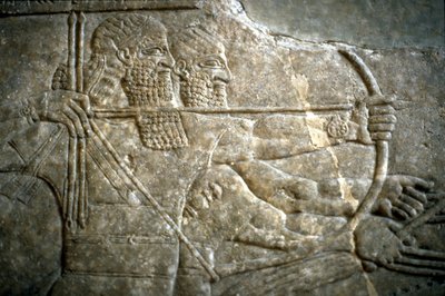 König Assurnasirpal II. bei einer königlichen Löwenjagd, 650-620 v. Chr. von Assyrian