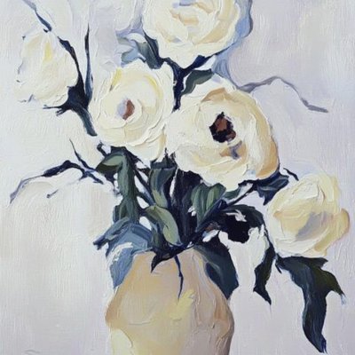 Cremiges Blumenstillleben von Avanesova Elena