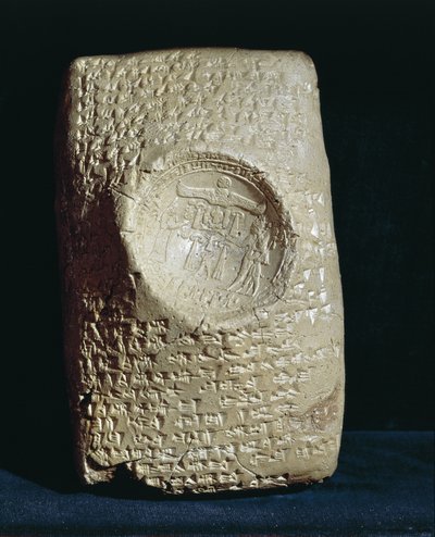 Tafel mit babylonischer Keilschrift aus den Ruinen des antiken Ugarit (heutiges Ras-Schamra) von Babylonian Babylonian