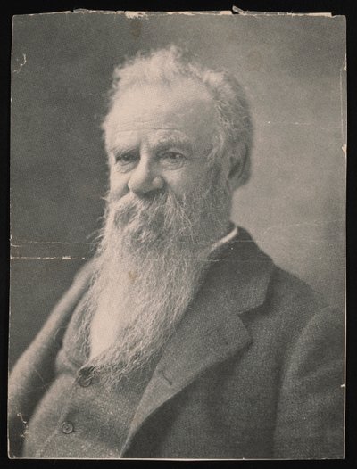 Porträt von John Wesley Powell von Bachrach Studio