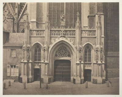 Unbetitelt [Südliche Fassade des Querschiffs der Kathedrale St. Michael und St. Gudula in Brüssel, Belgien] von Bisson Frères