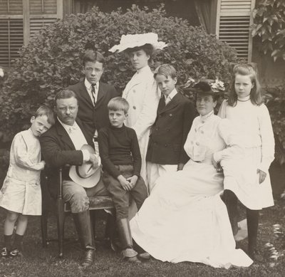Präsident Theodore Roosevelt, seine Frau Edith und Familie von Brothers Pach
