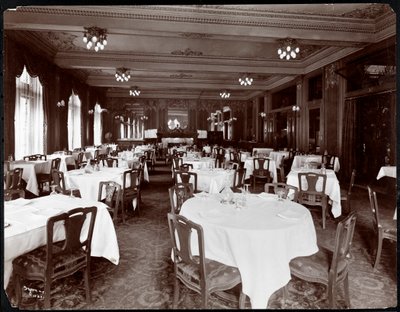 Speisesaal im Hotel Delmonico, 1902 (Silbergelatineabzug) von Byron Company