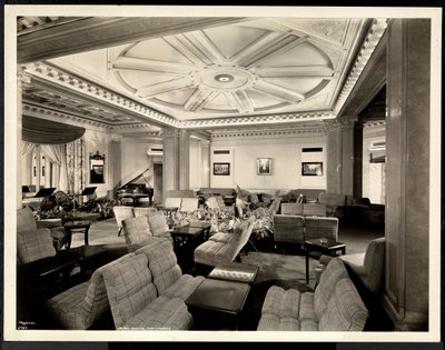 Die Lounge, Blick nach Osten im Hotel White, 37th Street und Lexington, New York, 8. März 1937 von Byron Company