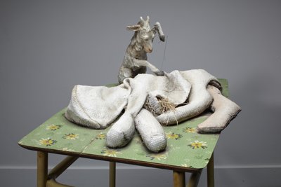Mutter, 2010 von Cathie Pilkington