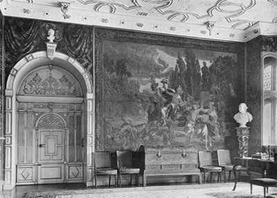 Ostende des Salons, Wandteppich: Der Triumph des Bacchus von Charles Latham