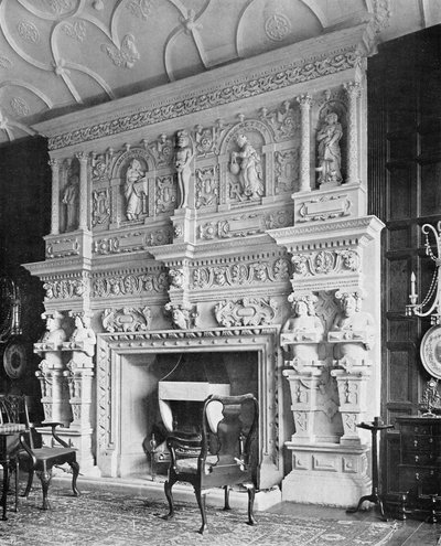 Der Kamin im Wohnzimmer, South Wraxall Manor, aus 
