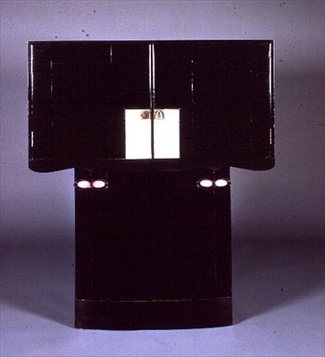 Schreibtisch für Hill House, Helensburgh (geschlossen) von Charles Rennie Mackintosh