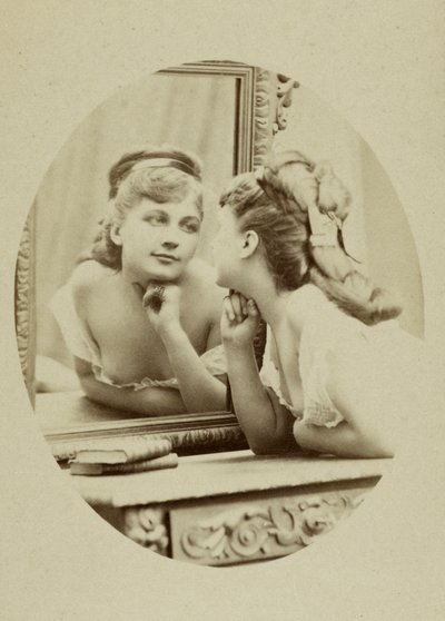 Porträt der Schauspielerin Henriette Victoire Drouard (1851-1923) von Charles Reutlinger