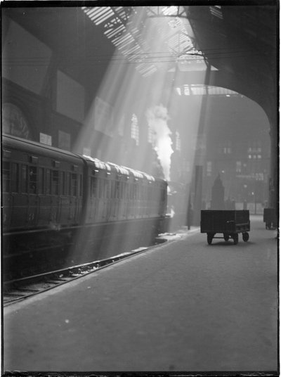 Liverpool Street Station, Liverpool Street, City of London, Greater London Authority, ca. 1932 von Charles William Prickett