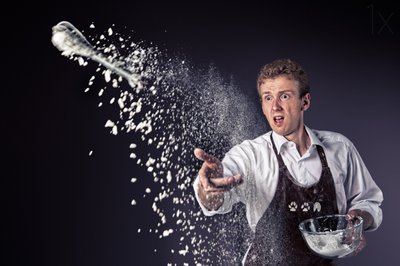 Mehl-Explosion-Überraschung von Christophe Kiciak