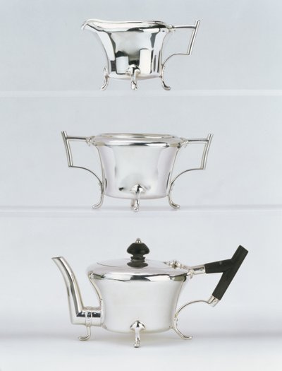 Dreiteiliges Teeservice, entworfen 1878, hergestellt von Hukin & Heath von Christopher Dresser