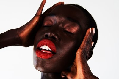 Kuoth von Diana Gomez