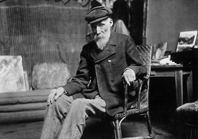 Auguste Renoir (1841-1919), französischer Maler, in seinem Atelier in Cagnes-sur-Mer (Alpes-Maritimes), um 1907 von Dornac