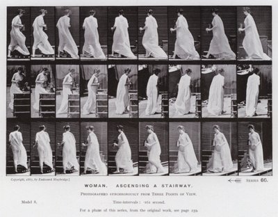 Die menschliche Figur in Bewegung: Frau, eine Treppe aufsteigend von Eadweard Muybridge