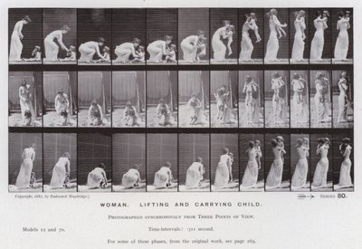 Die menschliche Figur in Bewegung: Frau, die ein Kind hebt und trägt von Eadweard Muybridge