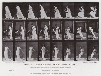 Die menschliche Figur in Bewegung: Frau, die sich hinsetzt und mit einem Fächer flirtet von Eadweard Muybridge