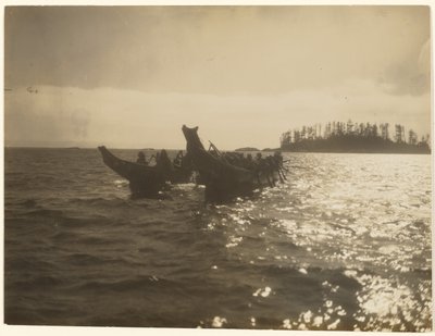 [Rasend trieben sie ihr Gefährt über das Wasser] von Edward S. Curtis