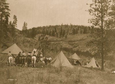 Lager des Autors bei den Spokan 1910 von Edward Sheriff Curtis
