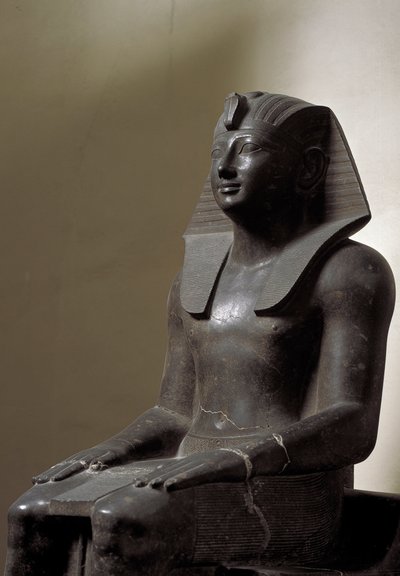 Ägyptische Antike: Skulptur aus Basanit, die den Herrscher Thutmosis III darstellt, 18. Dynastie. Turin, Ägyptisches Museum von Egyptian 18th Dynasty