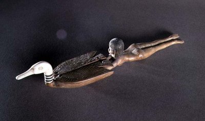 Löffel mit abgeflachtem Griff in Form eines Schwimmers, Neues Reich, ca. 1400 v. Chr. von Egyptian 18th Dynasty