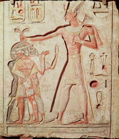Ramses (1279 - 1213 v. Chr.) schlägt seine Feinde (Reliefierter bemalter Kalkstein, 19. Dynastie) von Egyptian 19th Dynasty