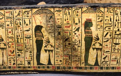 Detail der äußeren Sargbasis der Mumie von Nesyamun, möglicherweise gefunden in Deir El-Bahri, Neues Reich, ca. 1100 v. Chr. (bemaltes Holz) von Egyptian 20th Dynasty