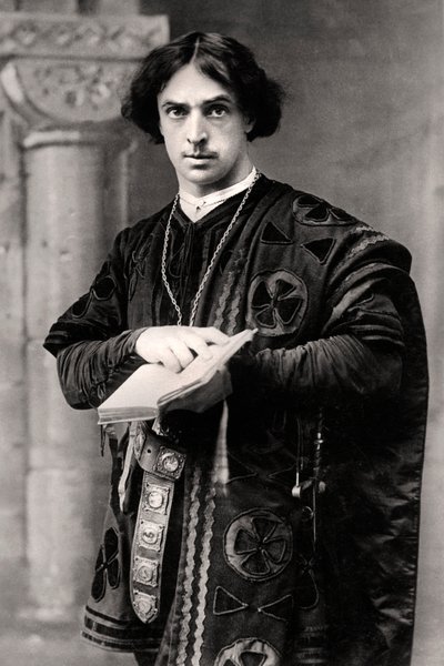 John Martin Harvey 1863-1944, englischer Schauspieler, 1907 von Ellis and Walery
