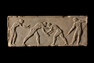 Ballspieler-Basis, Vorderseite. Teil der Ballspieler-Basis von Endoios. Aus Athen, ca. 510 v. Chr. von Endoeus