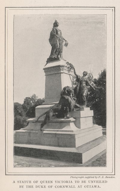 Eine Statue von Königin Victoria, die vom Herzog von Cornwall in Ottawa enthüllt wird von English Photographer