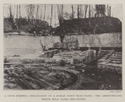 Ein Schweizer Pompeji, Ausgrabung einer römischen Stadt in der Nähe von Basel, das Amphitheater, das 10.000 Zuschauer fasste von English Photographer