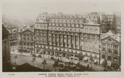 Aldwych, Strand Theatre, Waldorf Hotel, Aldwych Theatre, London von English Photographer